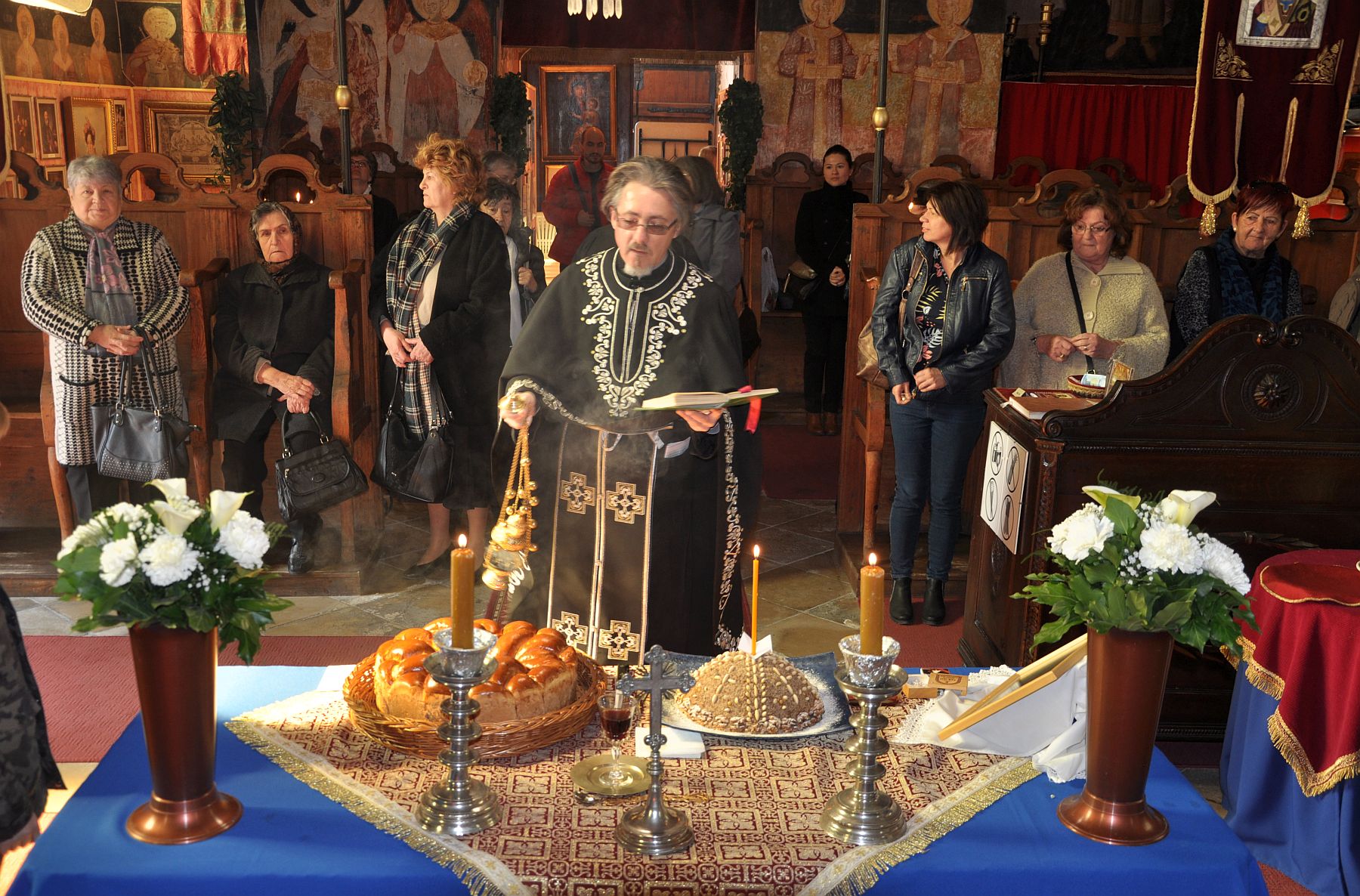 Koszorúzás és gyászmise a Rác utcai ártatlan áldozatok emlékére